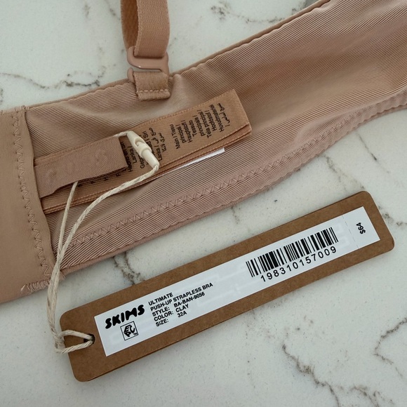 NWT SKIMS PUSH-UP STRAPLESS BRA clay 32A - Picture 6 of 9